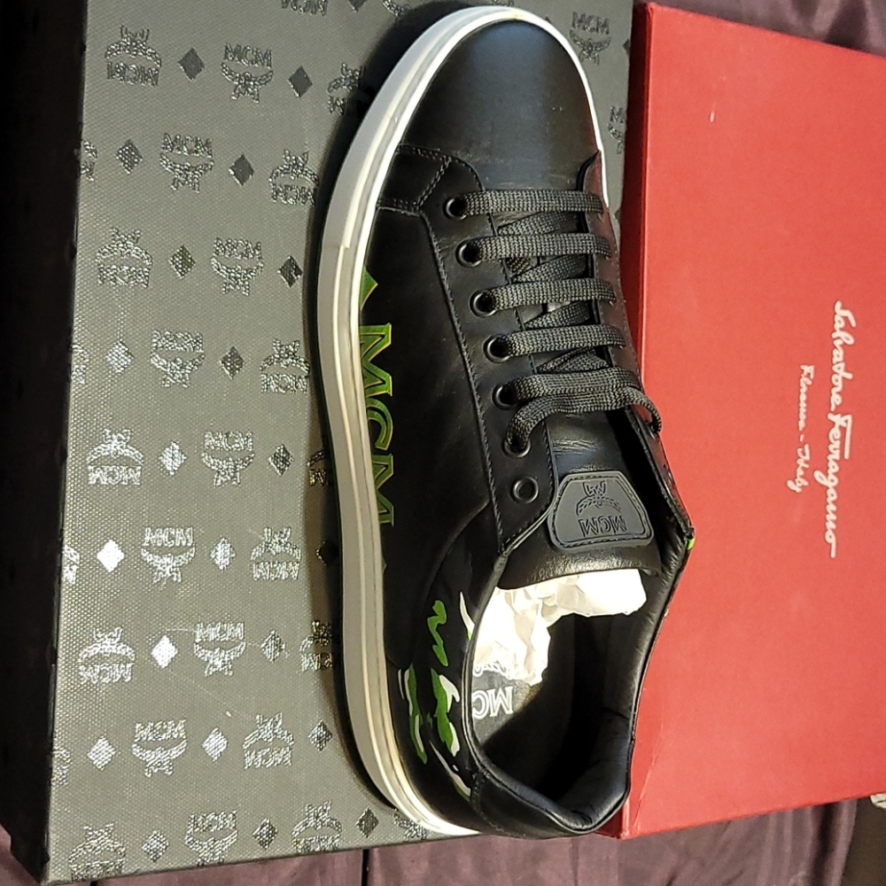 MCM Men's 44 Black and Green camo